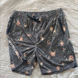 Municipal Sports utility shorts XL NWOT